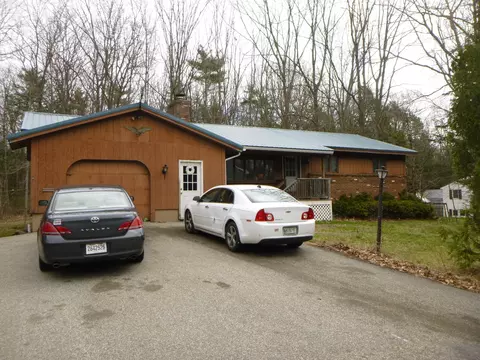 22 Woodman Ave, Saco, ME 04072