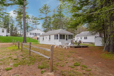1 Gilleys Ln #5, Raymond, ME 04071