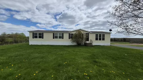 210 Pond Rd, Albion, ME 04910