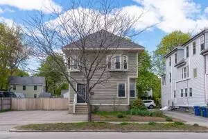 923 Broadway, South Portland, ME 04106