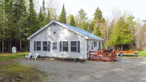 110 Butterfield Ridge Rd, Chester, ME 04457
