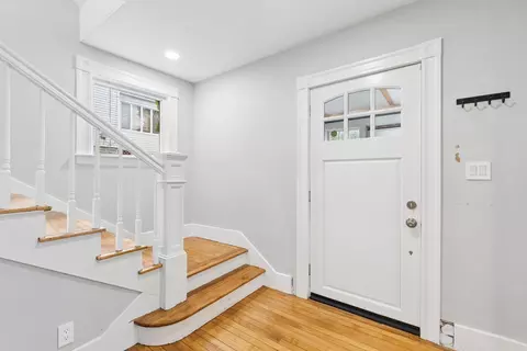 Entry Way - 153 Cony St, Augusta, ME 04330 photo 1 of 3