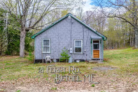 21 Ferry Rd, Bethel, ME 04217