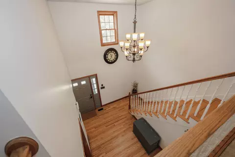 Entry Way - 16 Buttonwood Dr, Berwick, ME 03901 photo 4 of 6