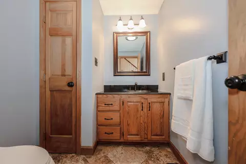 Bath - 16 Buttonwood Dr, Berwick, ME 03901 photo 1 of 5