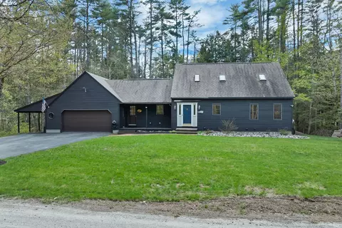 217 Leisure Ln, Limerick, ME 04048
