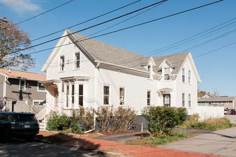 105 Clark St, Portland, ME 04102