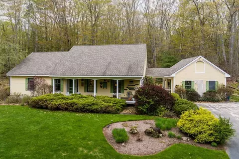 86 Josiah Norton Rd, Cape Neddick, ME 03902