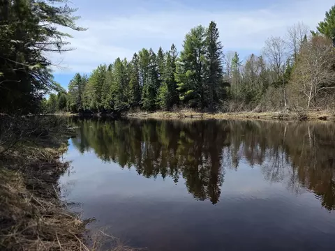 L2 Us Rt 2, Macwahoc Plt, ME 04451