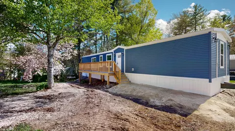 43 Marshwood Dr, Eliot, ME 03903