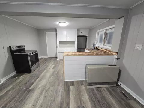 Kitchen - 9 Morton Pl, Augusta, ME 04330 photo 2 of 6