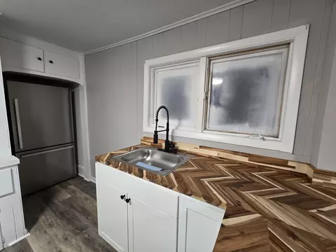 Kitchen - 9 Morton Pl, Augusta, ME 04330 photo 4 of 6