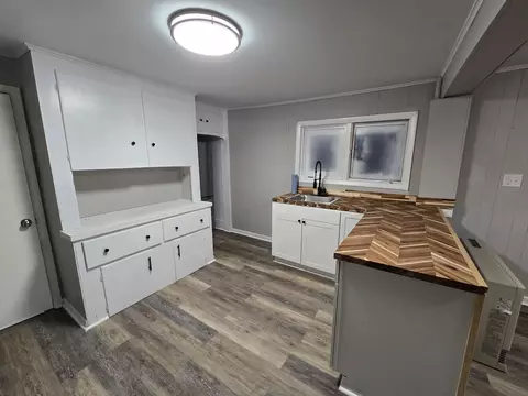 Kitchen - 9 Morton Pl, Augusta, ME 04330 photo 3 of 6