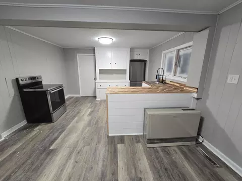 Kitchen - 9 Morton Pl, Augusta, ME 04330 photo 2 of 6