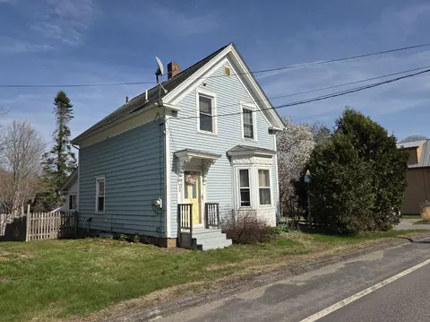 33 Moosehead Trail Hwy, Brooks, ME 04921