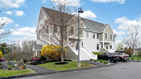 26 Cormorant Pl #26, South Portland, ME 04106