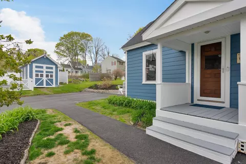 Exterior - 394 Washington St, Bath, ME 04530 photo 10 of 13