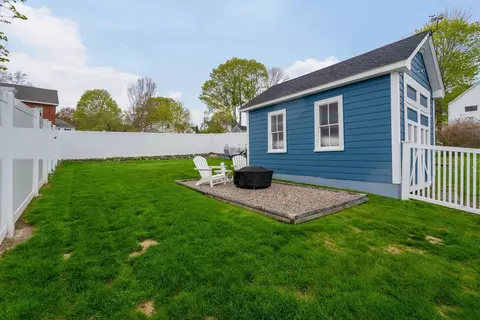 Exterior - 394 Washington St, Bath, ME 04530 photo 6 of 13