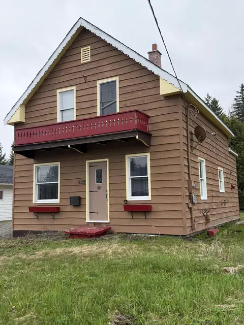 135 State St, Van Buren, ME 04785