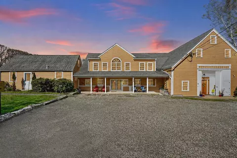 178 Haley Rd #2, Kittery, ME 03904