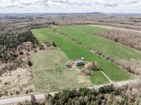 422 W Ripley Rd, Ripley, ME 04971