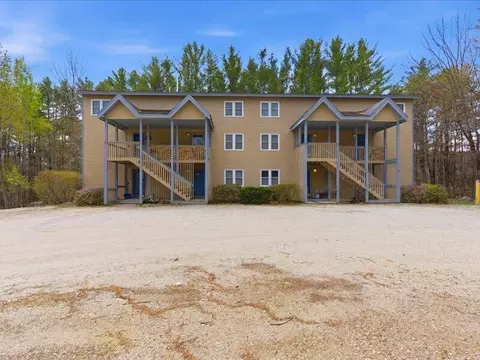 4 Condo Ln # D, Greenwood, ME 04255