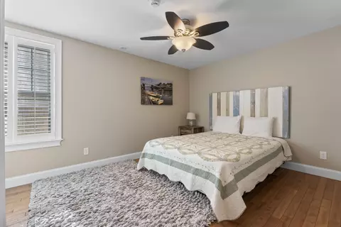 Bedroom - 115 Perkins Cove Rd, Ogunquit, ME 03907 photo 3 of 6