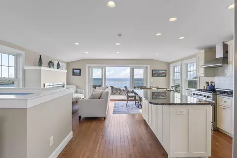 Kitchen - 115 Perkins Cove Rd, Ogunquit, ME 03907 photo 2 of 8