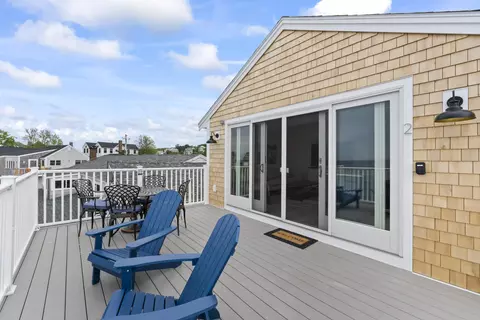 Exterior - 117 Perkins Cove Rd, Ogunquit, ME 03907 photo 4 of 6