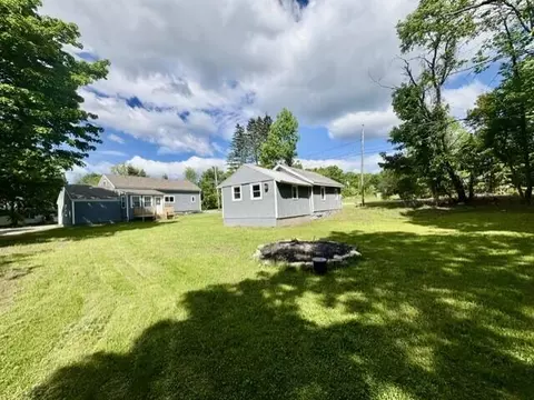887 Foxes Ridge Rd, Acton, ME 04001