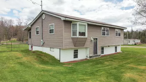 43 Medway Rd, Mattawamkeag, ME 04459