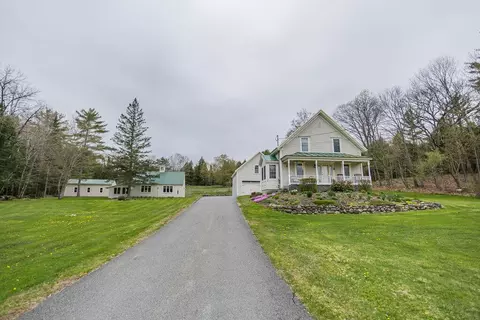 1124 Main St, Jay, ME 04239