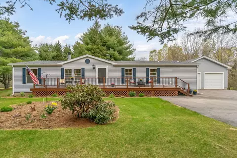 399 Stetson Rd W, Levant, ME 04456