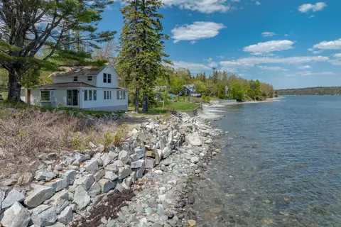 20 Lorimer Rd, Lamoine, ME 04605