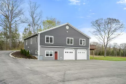 754 River Rd, Orrington, ME 04474