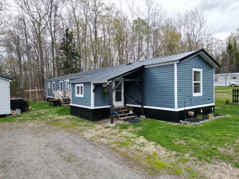 45 Church St #8, East Millinocket, ME 04430