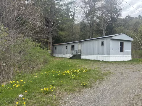 5 Richards Rd, Vassalboro, ME 04989