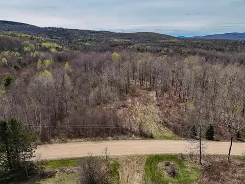 01 Center Hill Rd, Weld, ME 04285