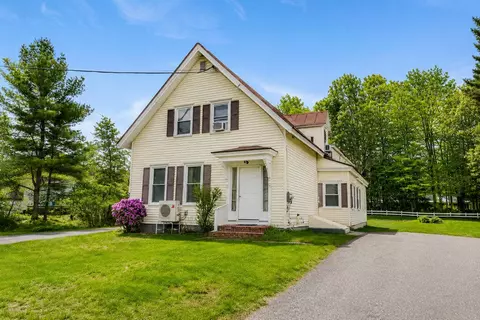 38 High St, Wilton, ME 04294