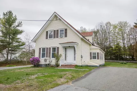 38 High St, Wilton, ME 04294