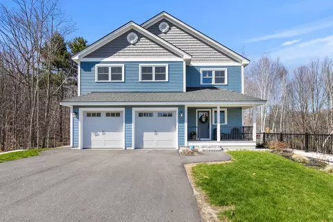 17 Village View Ln, North Yarmouth, ME 04097