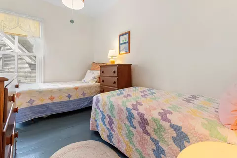 Bedroom - 17 High St, Vinalhaven, ME 04863 photo 4 of 9