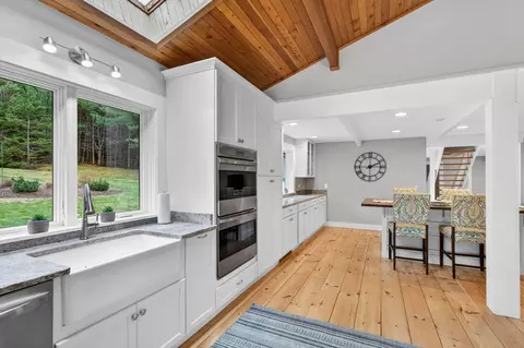 Kitchen - 24 Split Rock Way, Penobscot, ME 04476 photo 4 of 5