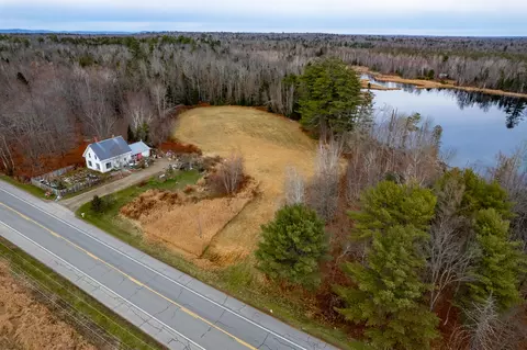 1156 Main St, Corinth, ME 04427