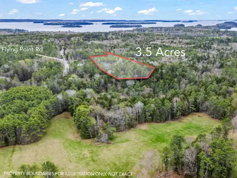 108 Flying Point Rd # B, Freeport, ME 04032