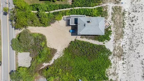 37 Fortunes Rocks Rd, Biddeford, ME 04005