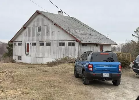 170 Old County Rd, Rockport, ME 04856