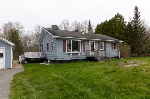 498 Dyers Bay Rd, Steuben, ME 04680