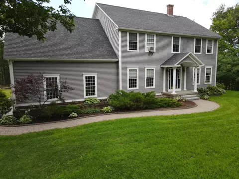 134 Pine Ledge Rd, Bangor, ME 04401