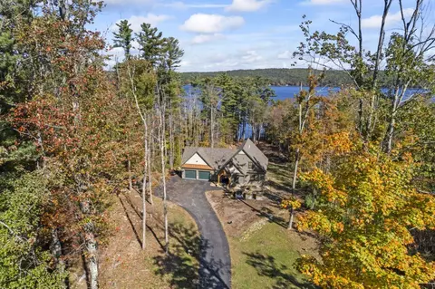 14 Riley Rd, Naples, ME 04055